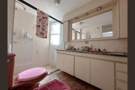 Apartamento à venda com 170m², 4 quartos e 2 vagasBanheiro Suíte 1