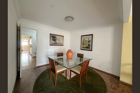 Apartamento à venda com 170m², 4 quartos e 2 vagasSala