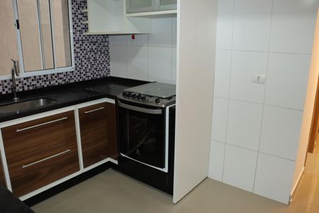 Casa para alugar com 2 quartos, 80m² em Jardim Dom Jose, Embu das Artes