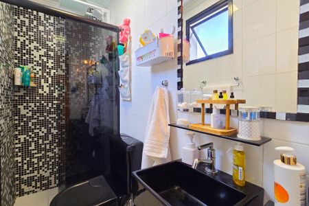 Apartamento à venda com 70m², 3 quartos e 2 vagasBanheiro - Suíte