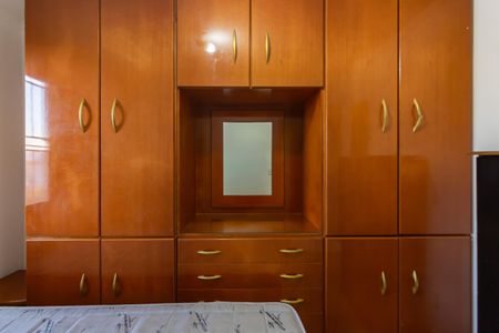 Quarto 1 de apartamento para alugar com 3 quartos, 60m² em Piratininga, Osasco