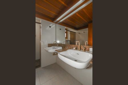 Apartamento à venda com 148m², 3 quartos e 2 vagasBanheiro Social