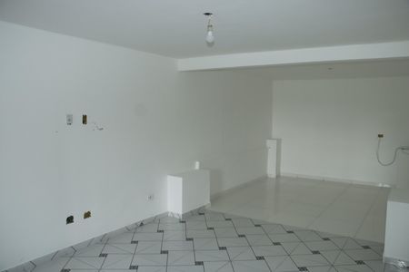 Casa para alugar com 1 quarto, 50m² em Jardim Dom Jose, Embu das Artes