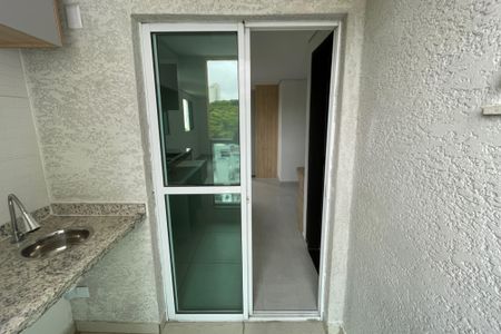 Studio à venda com 30m², 1 quarto e sem vaga Studio à venda com 30m², 1 quarto e sem vagaSacada