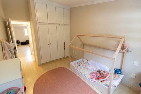 Casa de condomínio à venda com 250m², 4 quartos e 1 vagaQUARTO 3