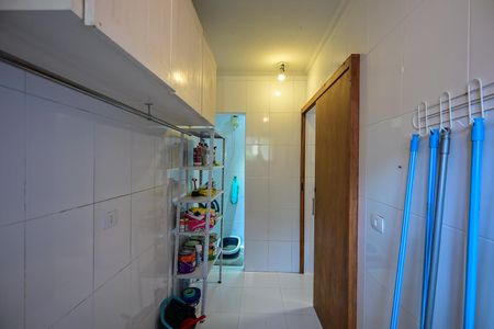 Casa de condomínio para alugar com 200m², 3 quartos e 3 vagasÁrea de Serviço 