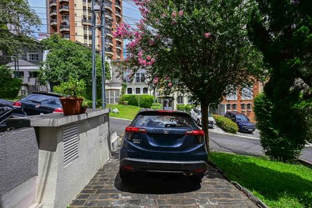 Casa de condomínio para alugar com 200m², 3 quartos e 3 vagasGaragem