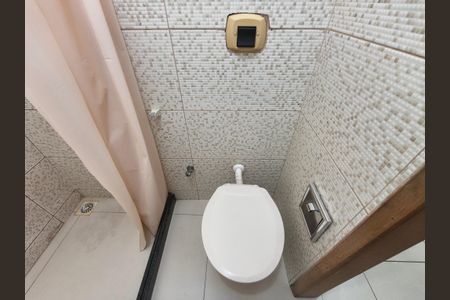 Casa à venda com 120m², 2 quartos e sem vagaBanheiro Suite 2