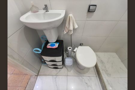 Casa à venda com 120m², 2 quartos e sem vagaBanheiro Social