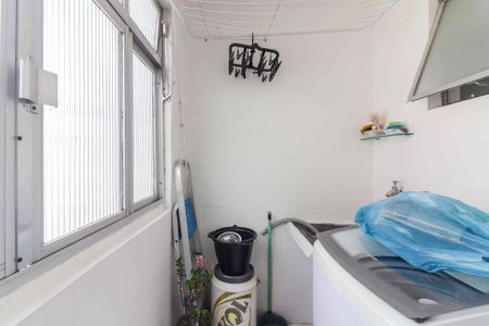 Apartamento à venda com 56m², 2 quartos e 1 vaga Apartamento à venda com 56m², 2 quartos e 1 vagaLavanderia
