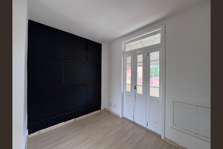 Casa de condomínio para alugar com 480m², 3 quartos e 2 vagasSuíte 3