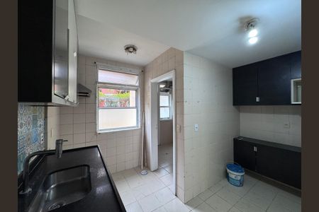 Casa de condomínio para alugar com 480m², 3 quartos e 2 vagasCozinha