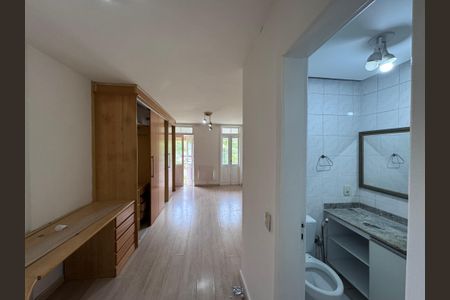 Casa de condomínio para alugar com 480m², 3 quartos e 2 vagasSuíte 1