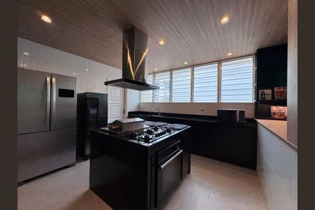 Casa de condomínio para alugar com 480m², 3 quartos e 2 vagasÁrea comum