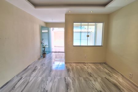 Sala de casa para alugar com 2 quartos, 130m² em Jardim Primavera, Duque de Caxias