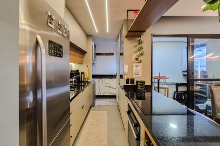 Apartamento à venda com 60m², 2 quartos e 1 vaga Apartamento à venda com 60m², 2 quartos e 1 vagaCozinha - Armários