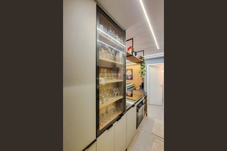 Apartamento à venda com 60m², 2 quartos e 1 vaga Apartamento à venda com 60m², 2 quartos e 1 vagaCozinha - Armários