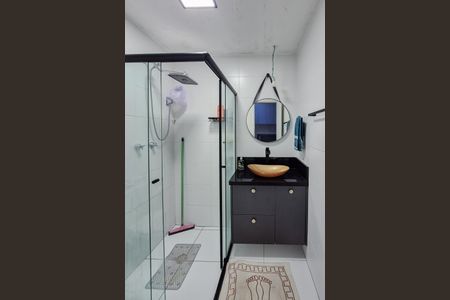 Apartamento à venda com 60m², 2 quartos e 1 vaga Apartamento à venda com 60m², 2 quartos e 1 vagaBanheiro da Suíte 1