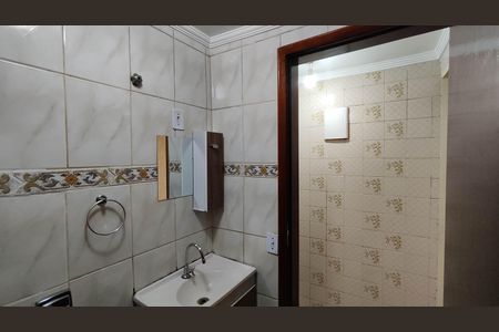 Casa para alugar com 56m², 2 quartos e sem vagaBanheiro