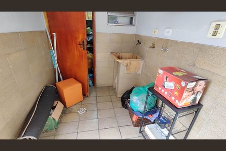 Casa para alugar com 56m², 2 quartos e sem vagaÁrea de Serviço