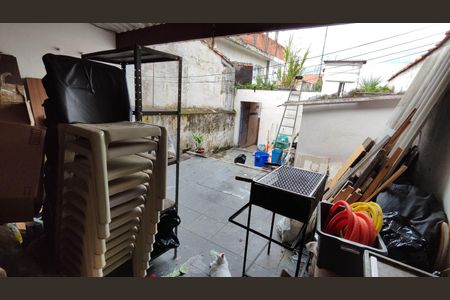 Casa para alugar com 56m², 2 quartos e sem vagaQuintal