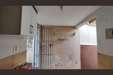 Casa para alugar com 56m², 2 quartos e sem vagaÁrea de Serviço