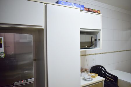 Apartamento para alugar com 340m², 3 quartos e 2 vagasCozinha - Armários