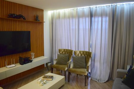 Apartamento para alugar com 340m², 3 quartos e 2 vagasSala