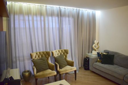 Apartamento para alugar com 340m², 3 quartos e 2 vagasSala