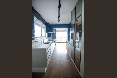 Apartamento à venda com 133m², 3 quartos e 3 vagasCozinha e Área de Serviço