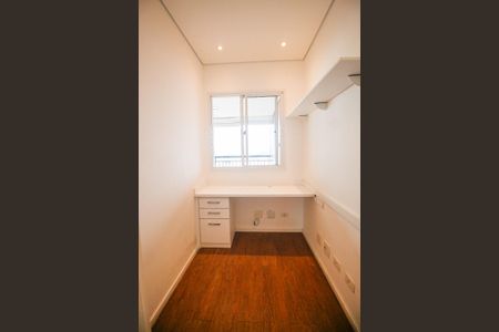 Apartamento à venda com 133m², 3 quartos e 3 vagasEscritório