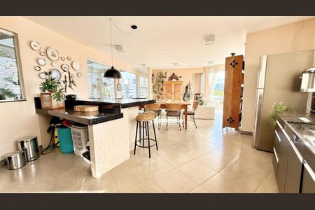 Apartamento à venda com 300m², 4 quartos e 3 vagas