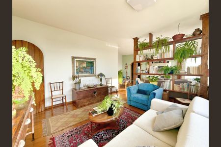 Apartamento à venda com 300m², 4 quartos e 3 vagas