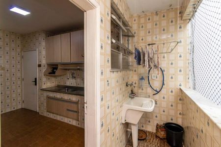 Apartamento à venda com 78m², 3 quartos e 1 vagaÁrea de Serviço