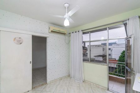 Apartamento à venda com 78m², 3 quartos e 1 vagaQuarto 2