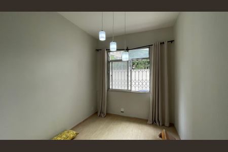 Sala de apartamento para alugar com 2 quartos, 60m² em Tijuca, Rio de Janeiro