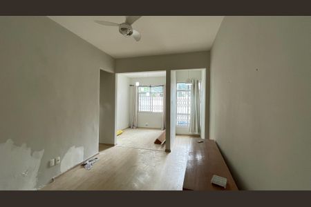 Sala de apartamento para alugar com 2 quartos, 60m² em Tijuca, Rio de Janeiro