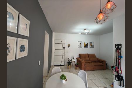 Sala de apartamento para alugar com 2 quartos, 54m² em Taquara, Rio de Janeiro