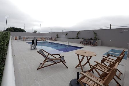 Apartamento para alugar com 37m², 1 quarto e 1 vaga Apartamento para alugar com 37m², 1 quarto e 1 vagaÁrea comum - Piscina