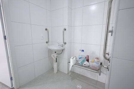 Apartamento para alugar com 37m², 1 quarto e 1 vaga Apartamento para alugar com 37m², 1 quarto e 1 vagaBanheiro