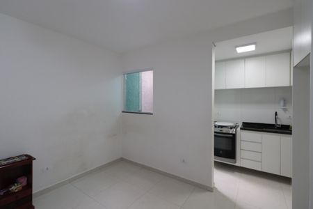 Apartamento para alugar com 40m², 2 quartos e 1 vagaSala