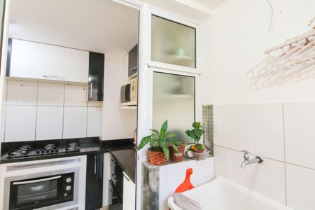 Apartamento à venda com 48m², 2 quartos e 1 vagaCozinha e Área de Serviço