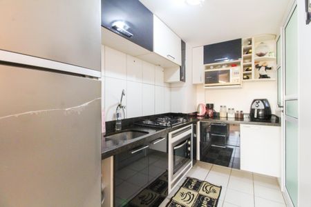 Apartamento à venda com 48m², 2 quartos e 1 vagaCozinha e Área de Serviço