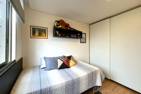 Apartamento à venda com 240m², 4 quartos e 5 vagasSuite 2