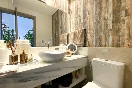 Apartamento à venda com 240m², 4 quartos e 5 vagasLavabo