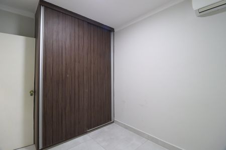 Casa de condomínio para alugar com 140m², 4 quartos e 2 vagasQuarto 2
