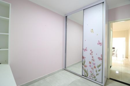 Casa de condomínio para alugar com 140m², 4 quartos e 2 vagasQuarto 3