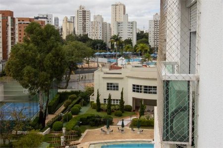 Apartamento à venda com 239m², 4 quartos e 4 vagas