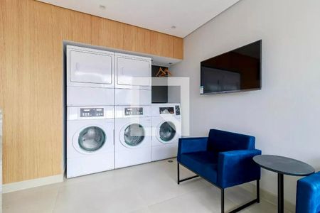 Studio para alugar com 27m², 0 quarto e sem vaga Studio para alugar com 27m², 0 quarto e sem vagaLavanderia