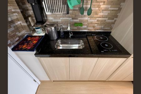 Studio para alugar com 27m², 0 quarto e sem vaga Studio para alugar com 27m², 0 quarto e sem vagaCozinha